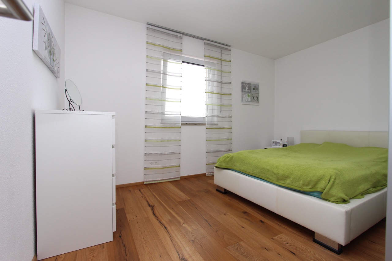Moderne 2-Zi. Wohnung mit Einbauküche - Photo 2